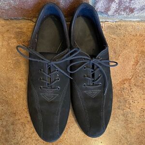 EASY Spirit black suede leather tie top, rubber sole loafers‎